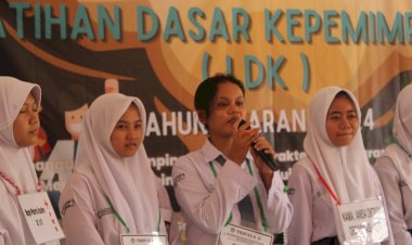 BEGINI LAH LATIHAN DASAR KEPEMIMPINAN DI SMAN 3 BANJAR